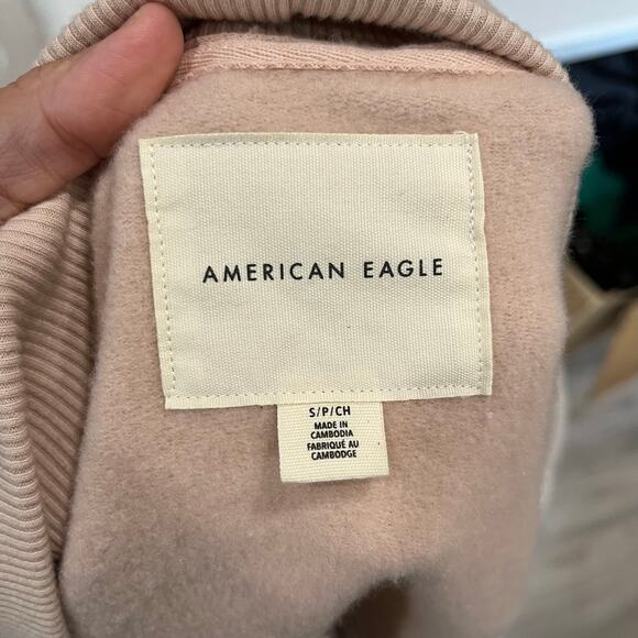 American Eagle Pink Cropped Shrug Cardigan Sweatshirt Womens Size Small Soft - Picture 4 of 7